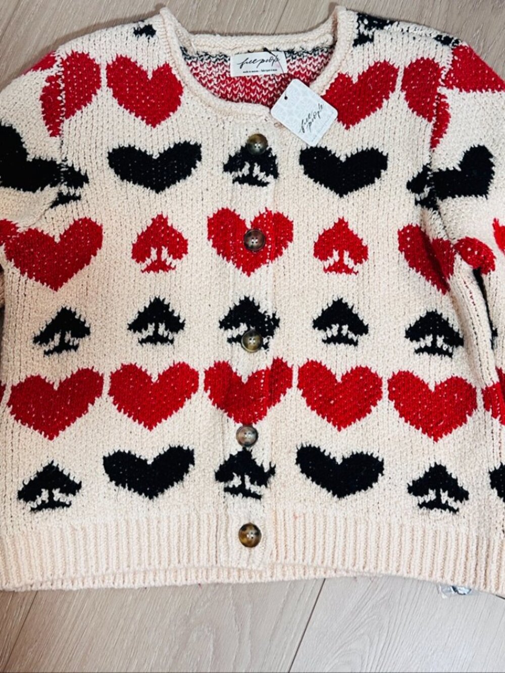 Free People Hearts Cardigan L NWT - Picture 3 of 3